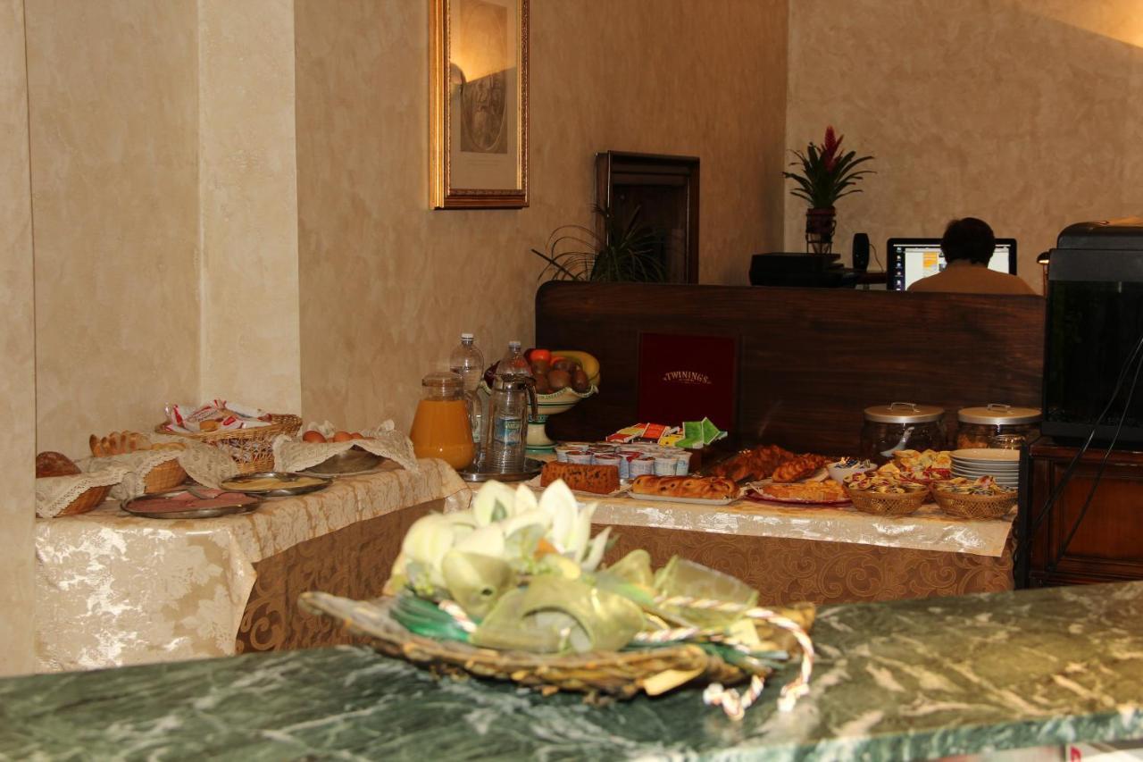 Hotel Valentino Centro Storico Orvieto Luaran gambar