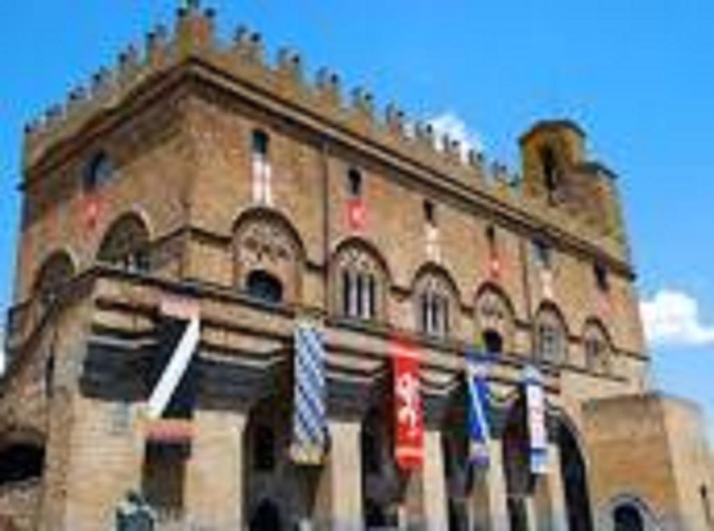 Hotel Valentino Centro Storico Orvieto Luaran gambar